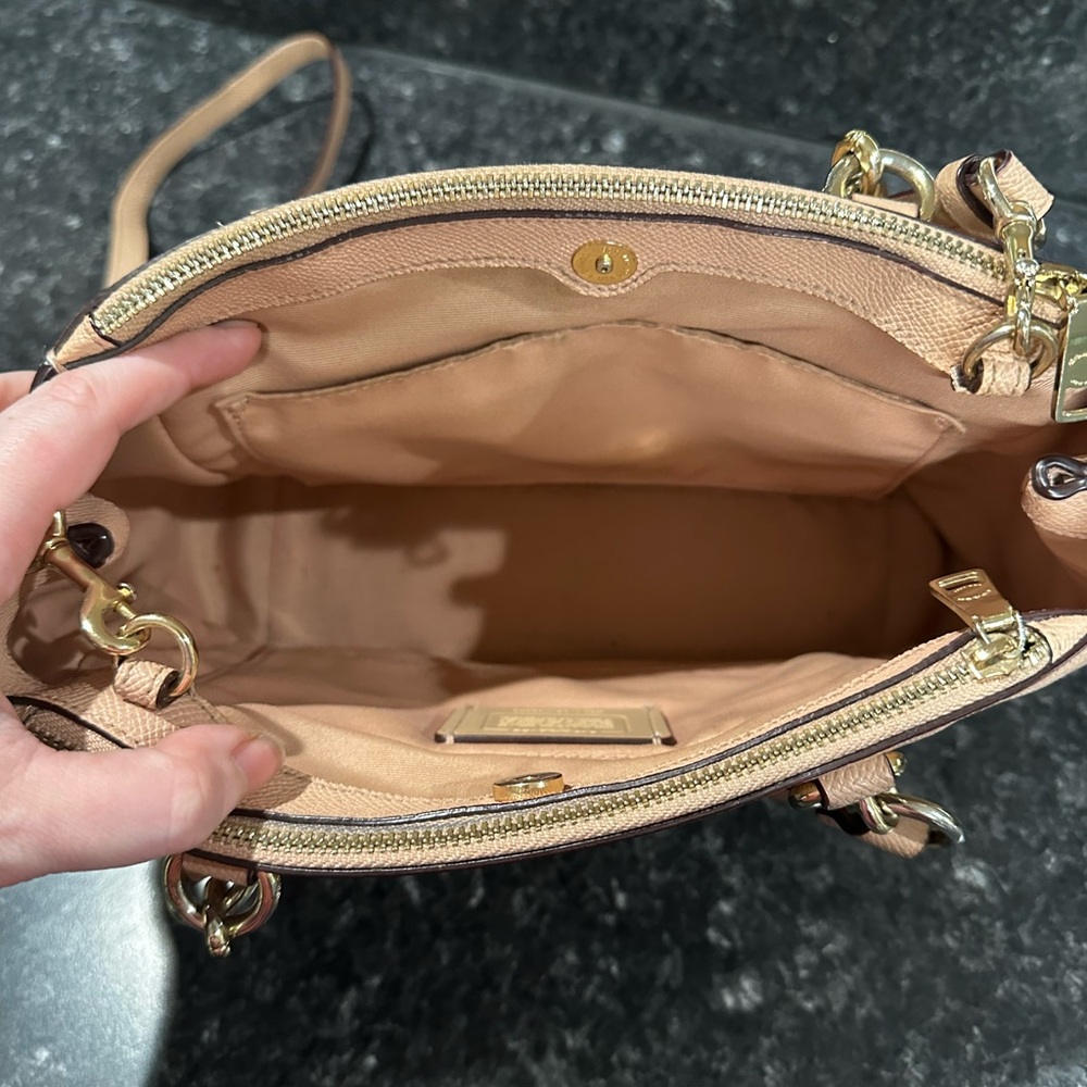 Coach Crossbody Purse - Picture 5 of 7